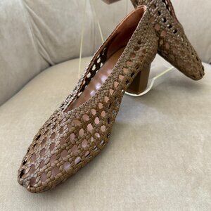 NEW Auth SOULIERE SEZANE Iconic LAURA Mocha Woven Leather Pumps